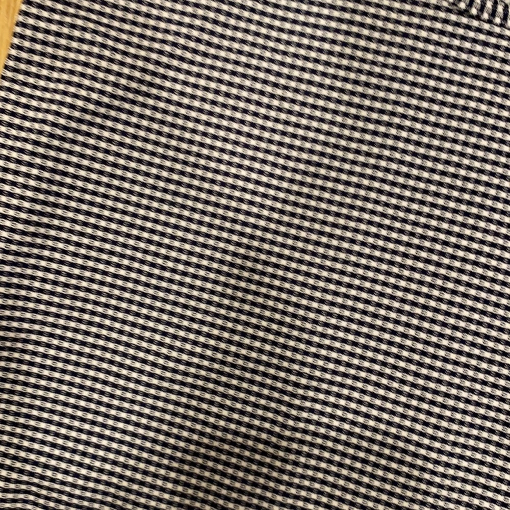 Lululemon Gingham Tank - Picture 5 of 9
